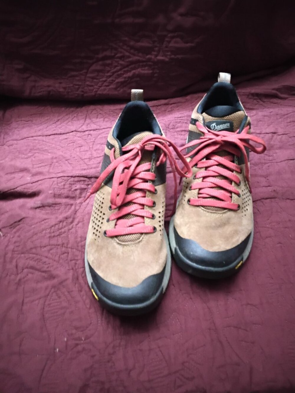 No insoles.Danner Trail 2650 3" Women's Hiking Shoes Brown/Red Size 10
